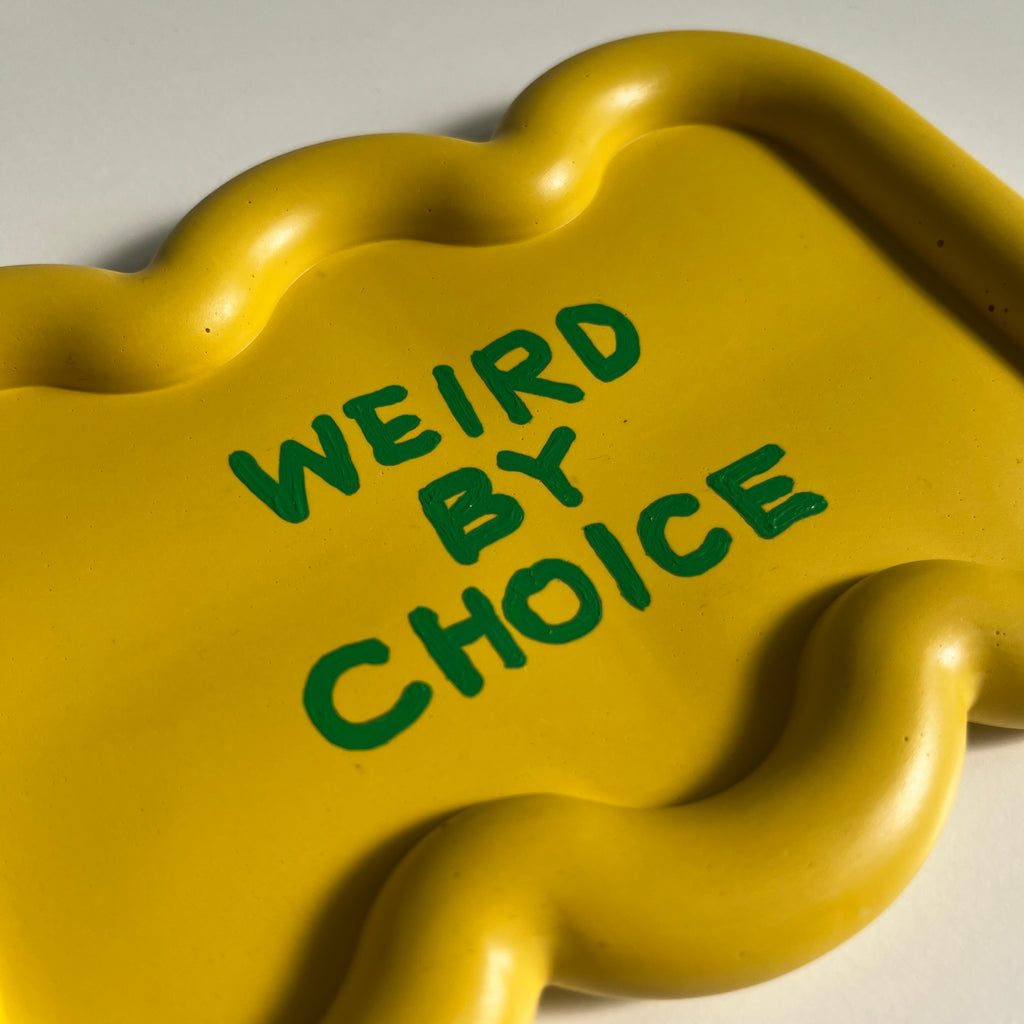 WEIRD BY CHOICE tray / yellow