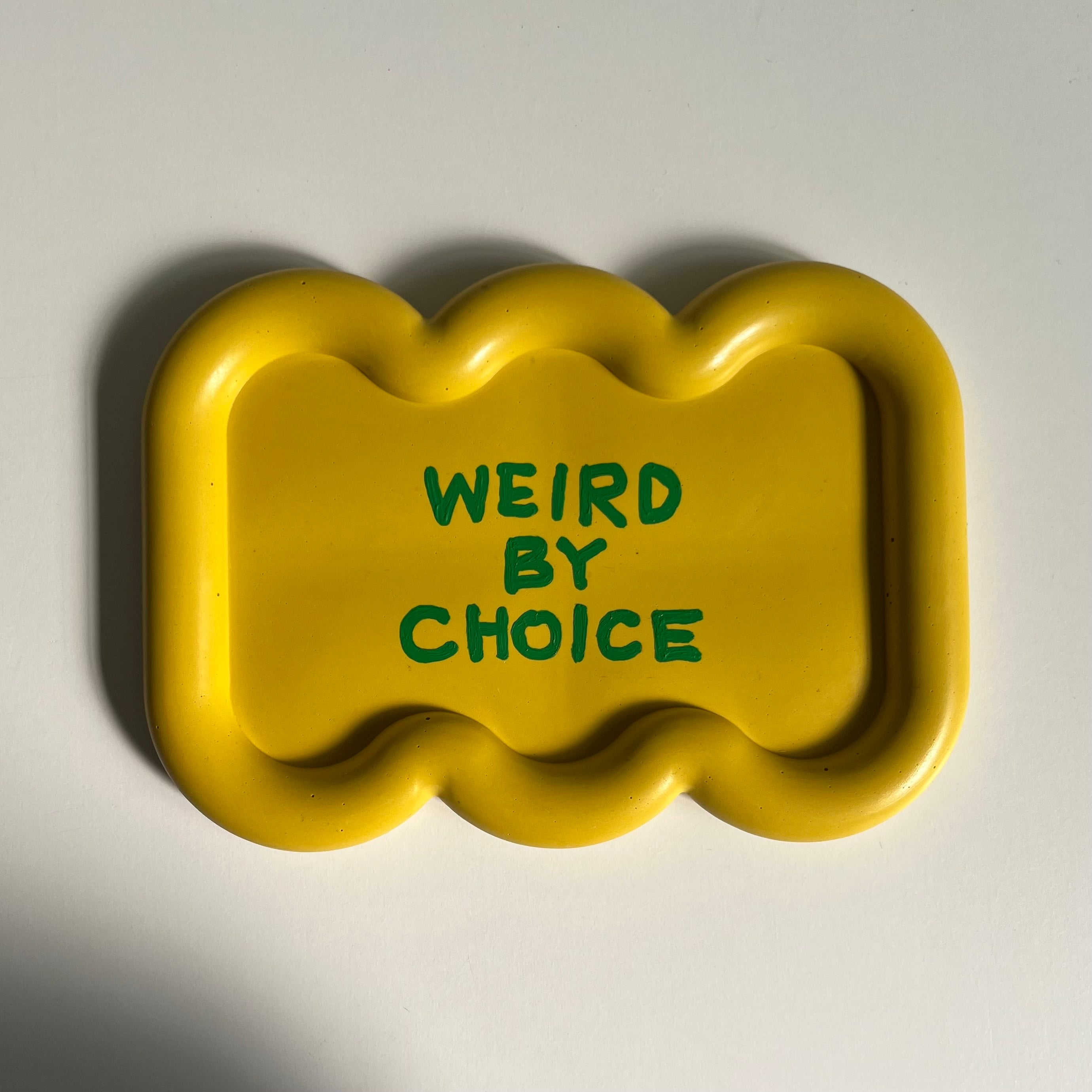 WEIRD BY CHOICE tray / yellow