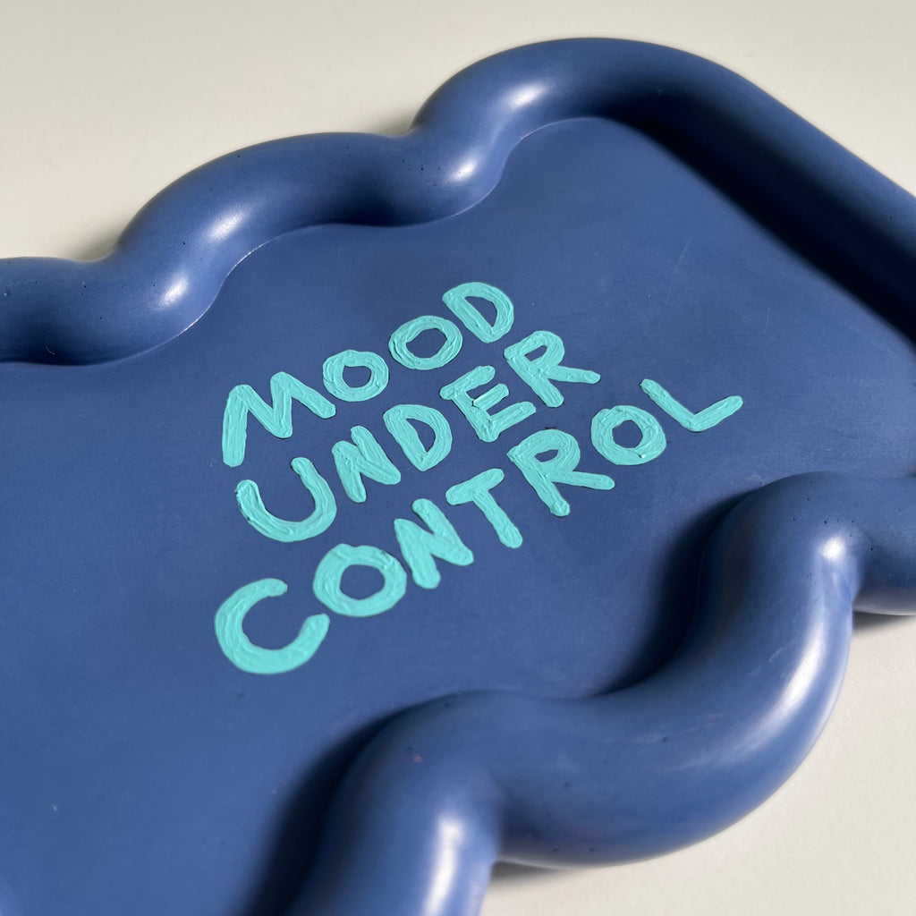 MOOD UNDER CONTROL tray / night purple